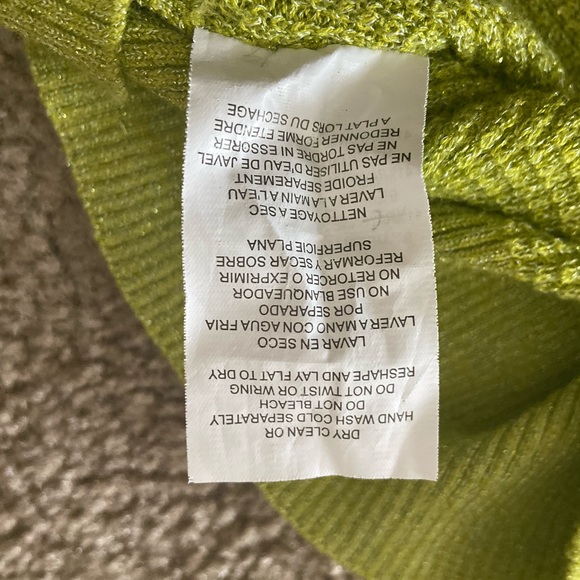 💎 Bebe Shimmer Sweater 💎 - Picture 3 of 6